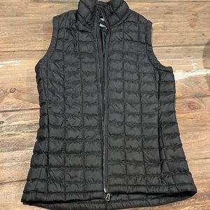 north face black vest